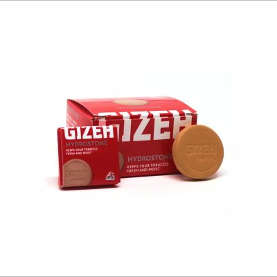 HYDROSTONE-ovlaživač duvana je specijalno izrađen kamenčić koji služi za ovlaživanje suvog duvana. Nakon što ga potopite u vodu 5-10 min. zatim smestite u vašu torbicu zajedno sa duvanom, duvanu je potrebno samo nekoliko sati da vrati svoju originalnu svežinu i ukus na koji ste navikli.